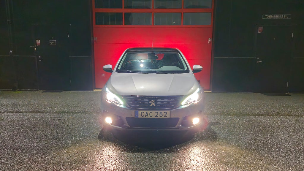 Peugeot 308 1.2 PureTech 130 Allure - *(H)julkampanj*