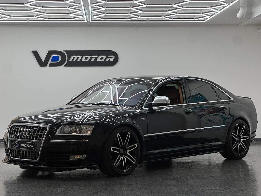Audi S8 2008