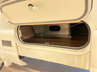 Husbil-integrerad Kabe TMI 910 Imperial GB 11 av 34