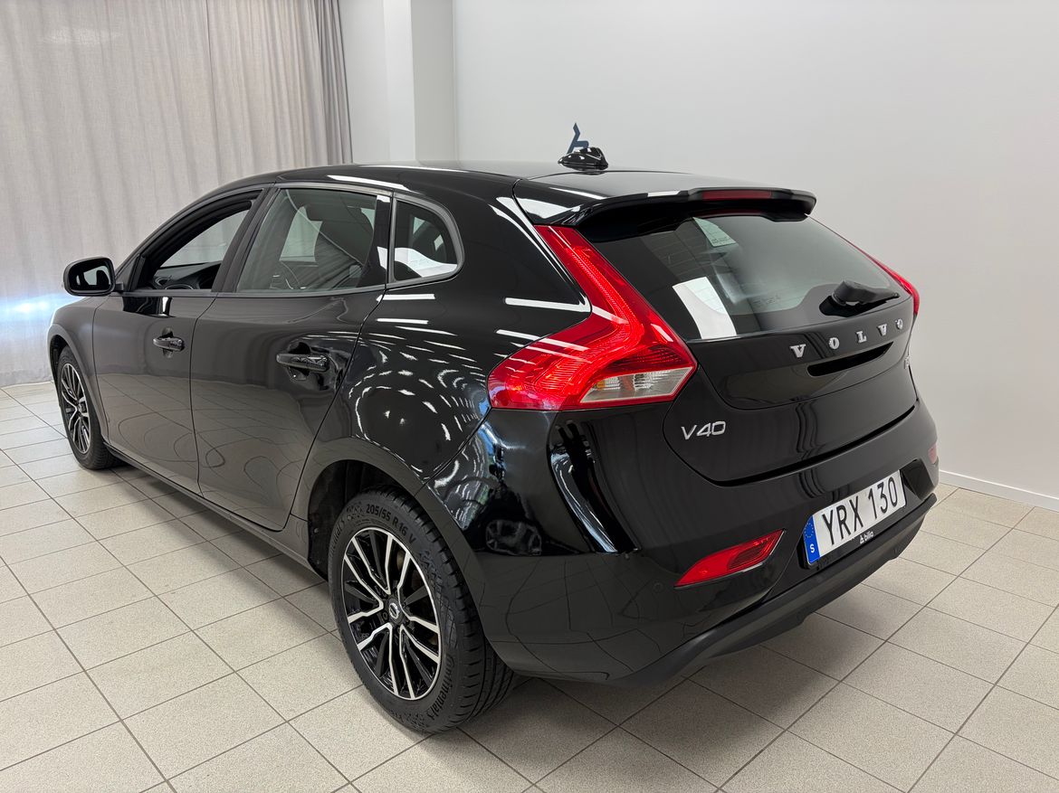 Volvo V40 D2 Business Advanced 2018, bild 3/10
