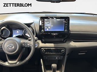 Halvkombi Mazda 2 10 av 14