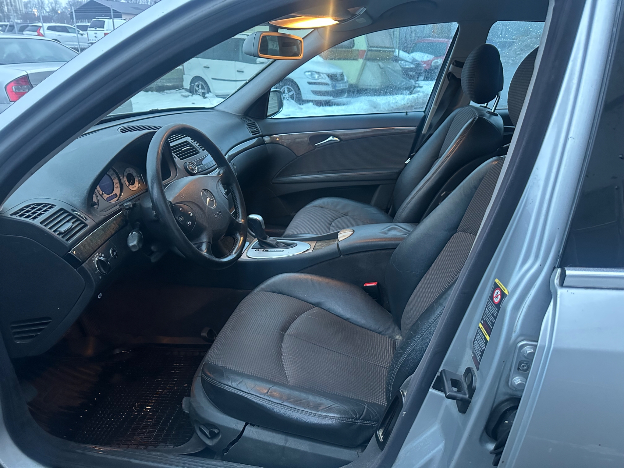 Mercedes-Benz E 2003, bild 7/27