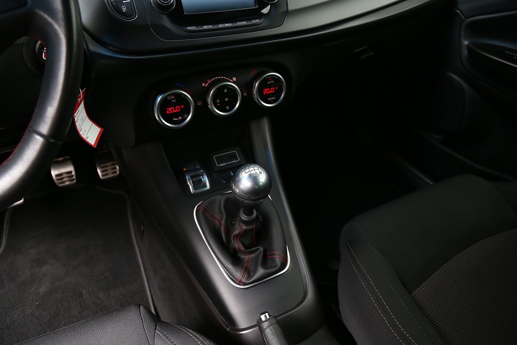 Alfa Romeo Giulietta 1,4 TB 16V Distinctive 2016