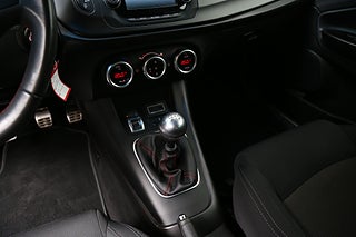 Halvkombi Alfa Romeo Giulietta 21 av 23