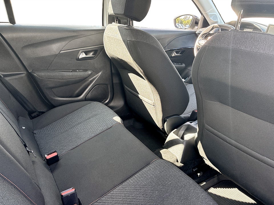 Bild på Peugeot 208 Style Hybrid 100hk Aut CARPLAY BACKSENSORER