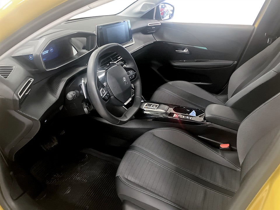 Bild på Peugeot 208 Allure Pack 1.2 PT 100hk Aut B-KAMERA BACKSENSORER