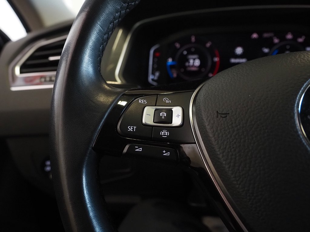 Volkswagen Tiguan GT TDI 190hk 4M DSG |Drag|D-värm|Cockpit| 2019
