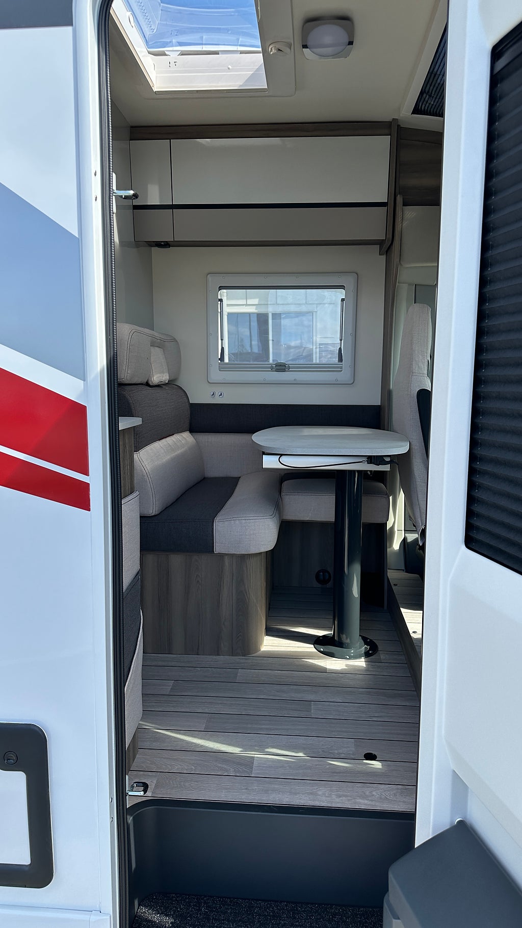 Roller Team Kronos FIT 281 , Automat, 6.70 m, diesel. thumbnail