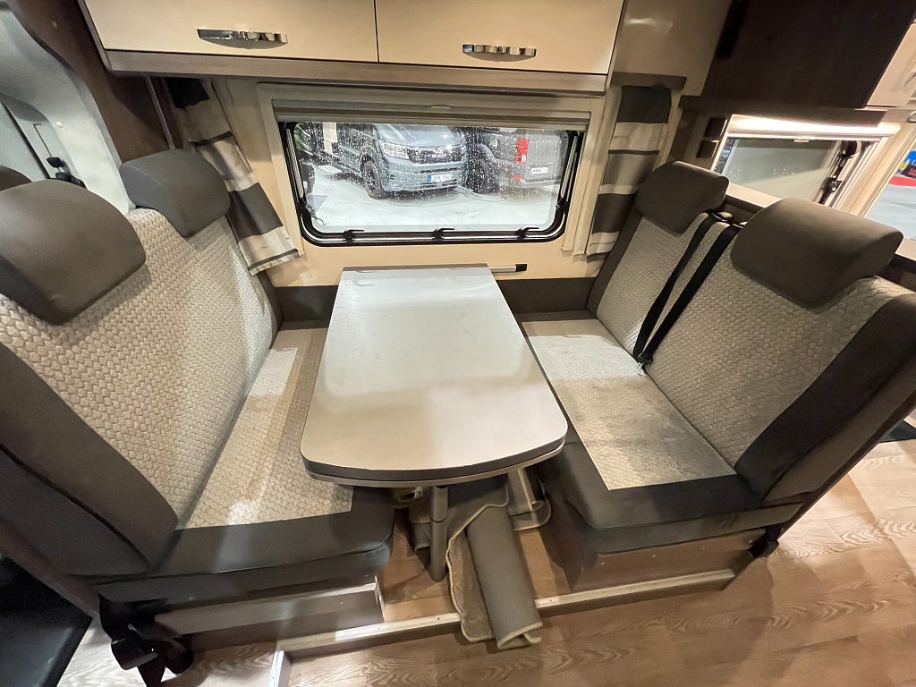 Hobby Optima on tour T65 / Taksäng / Våningssäng / 6bältad / - Hobby