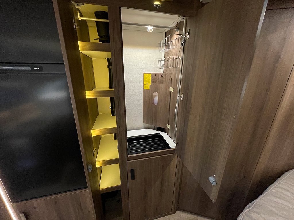 Kabe Royal 600 CXL / ALDE / C-dammsugare / Läder / TV-Hörna - Kabe