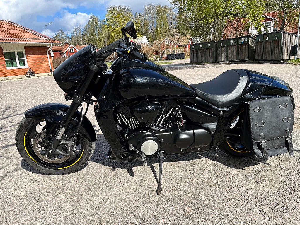 Suzuki Cycles VZR1800 VZR1800BZ