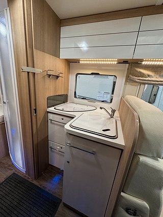 Husbil-halvintegrerad Ci MAGIS 86 P 130HK 7 av 14