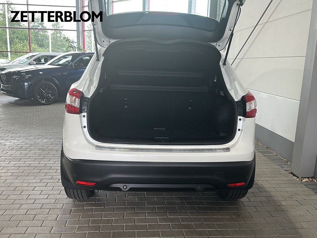 SUV Nissan Qashqai 6 av 17