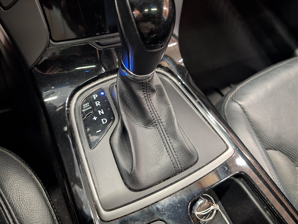 Hyundai i40 cw 1.7 CRDi DCT Automat/Pano/Skinn/SoV thumbnail