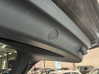 Tesla Model Y Long Range AWDLong Range S&V/Drag/kamera/Pano/Värmepump – bild 19