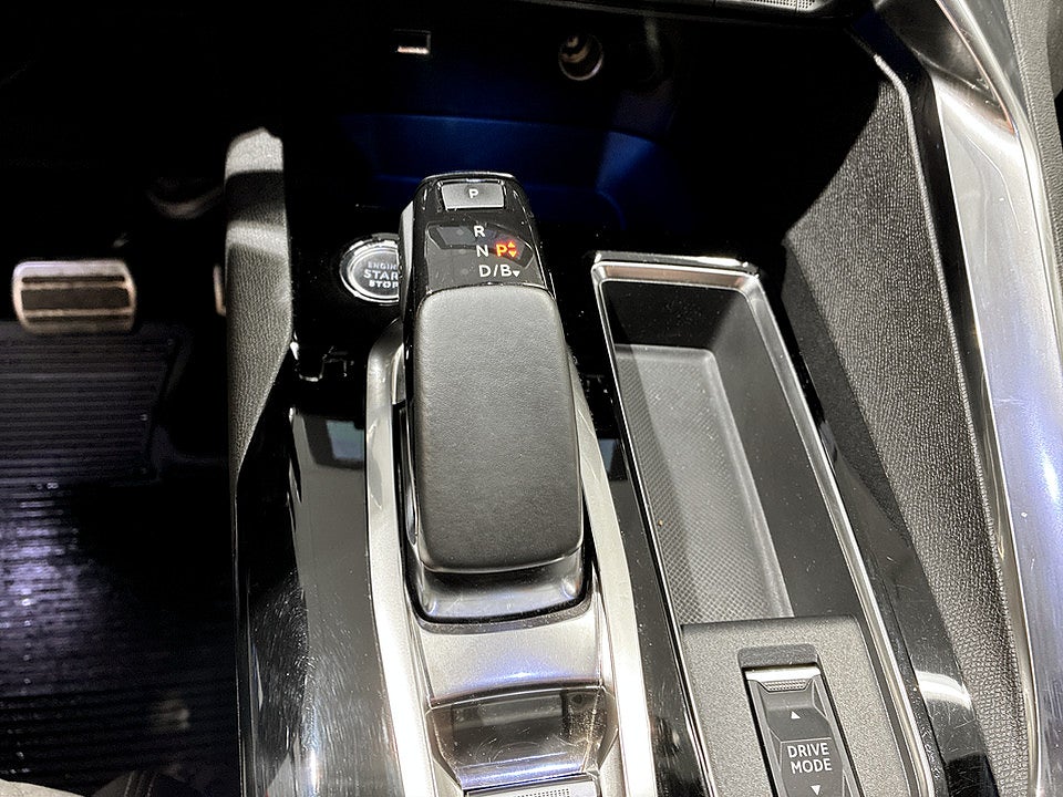 Bild på Peugeot 3008 GT Hybrid4 PHEV 300hk Aut 4WD CARPLAY NAV
