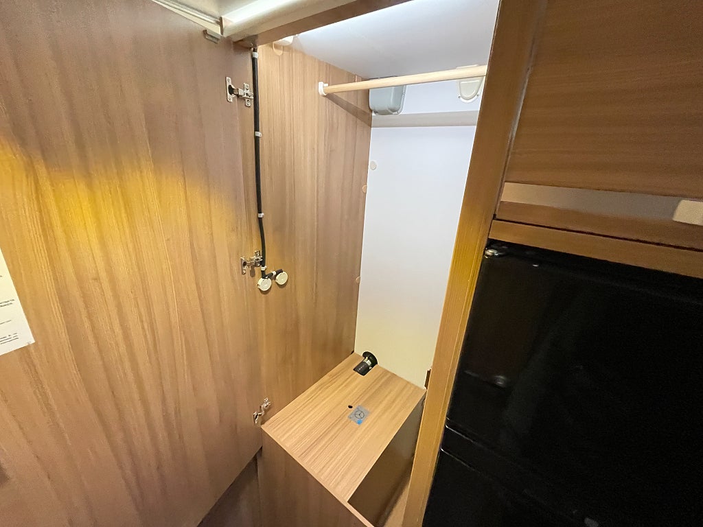 Adria Coral XL 670 SP Plus / El-patron / 5 bältad / Solcell / Dragkrok - Adria