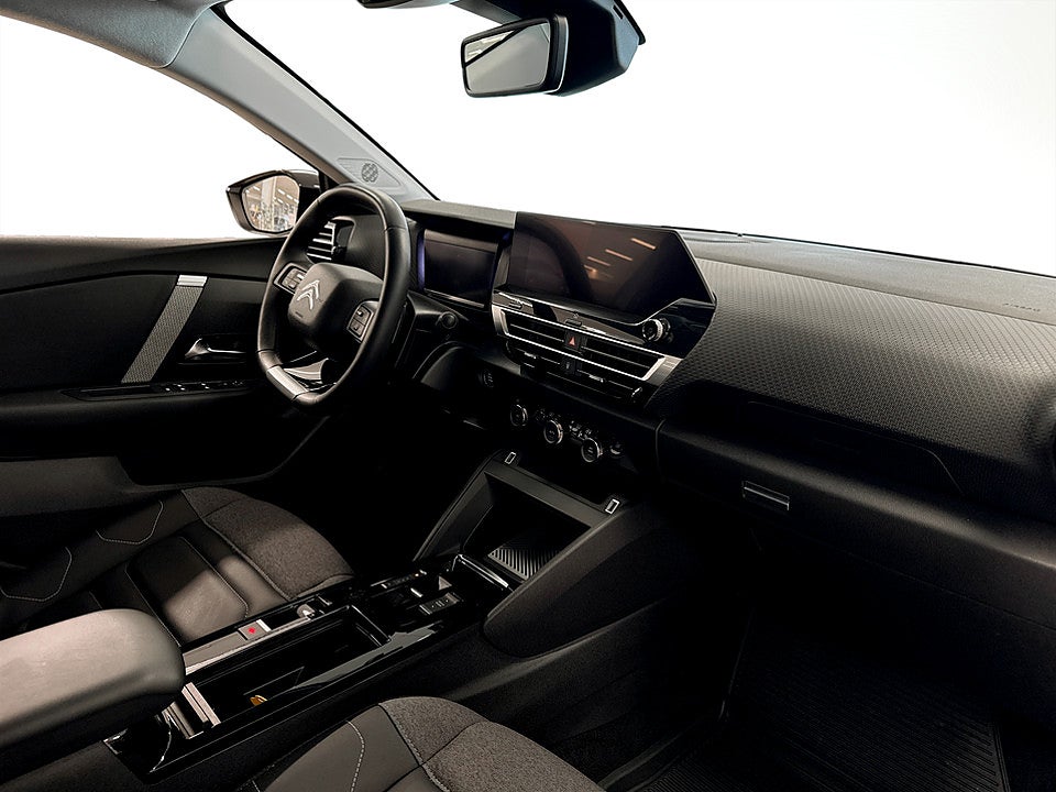 Bild på Citroën C4-X Shine 1.2 PT Aut KAMPANJRÄNTA 3,99%