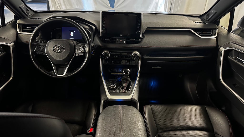 Toyota RAV4 Plug-in AWD Style Premium Dragkrok Adp-fart Navi Kamera bild 14