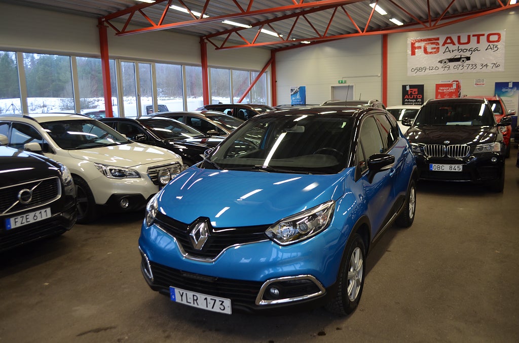 Renault Captur TCe 90 hk M-Värmare Navi Toppskick Nyservad Euro 6