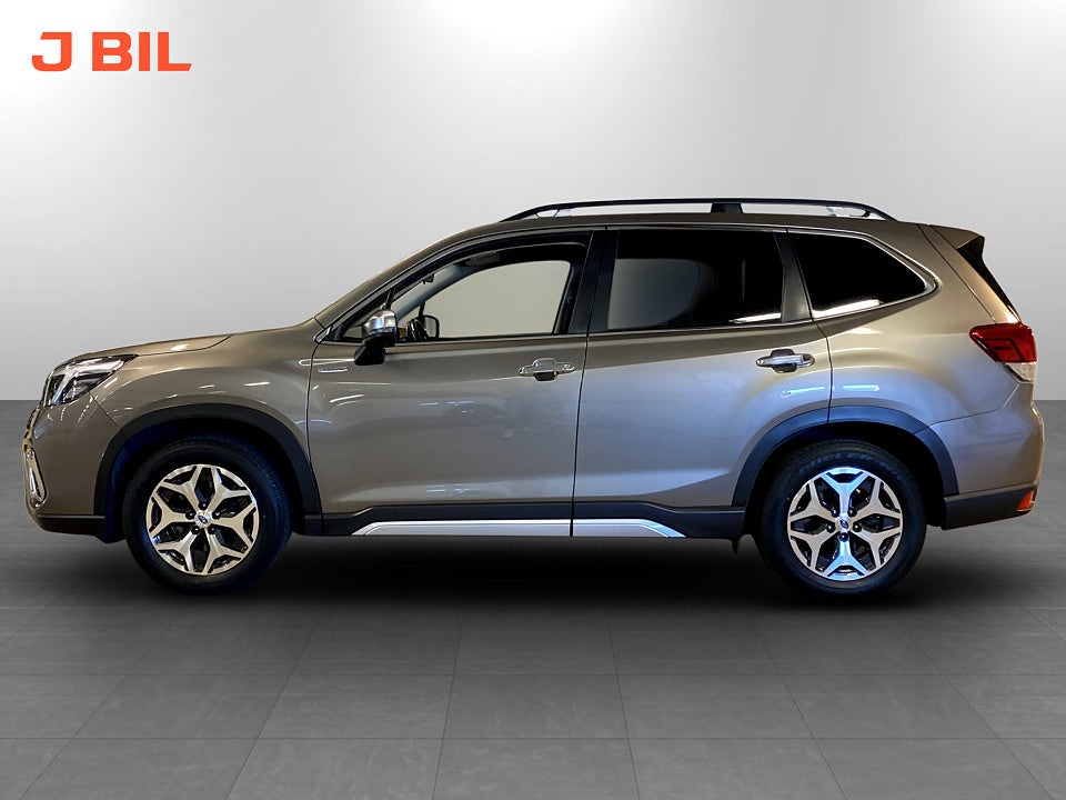 Bild på Subaru Forester Active e-Boxer 150hk Aut 4WD B-KAMERA CARPLAY