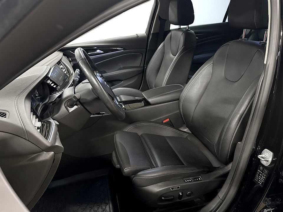 Bild på Opel Insignia Business Sports Tourer 2.0 174hk Aut BOSE B-KAMERA NAVI