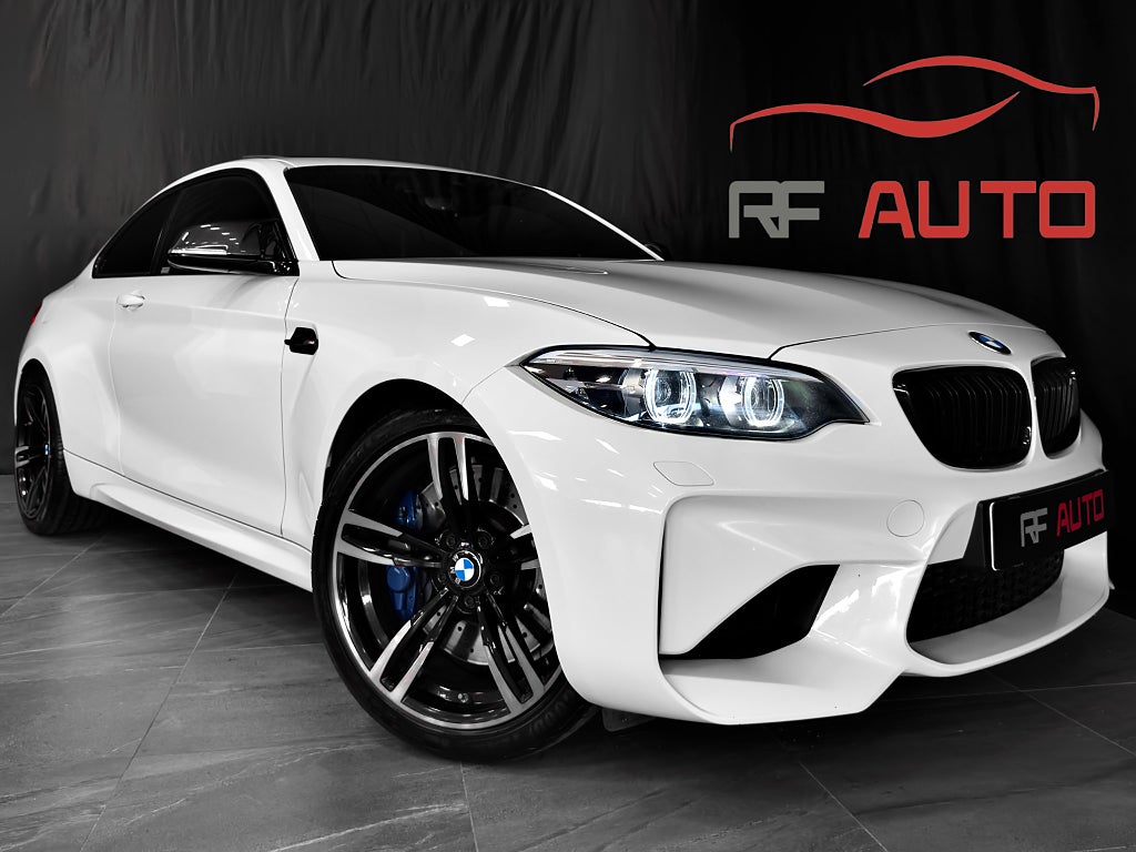 BMW M2 DCT LCI Taklucka Navi H/K CarPlay 370hk Svensksåld