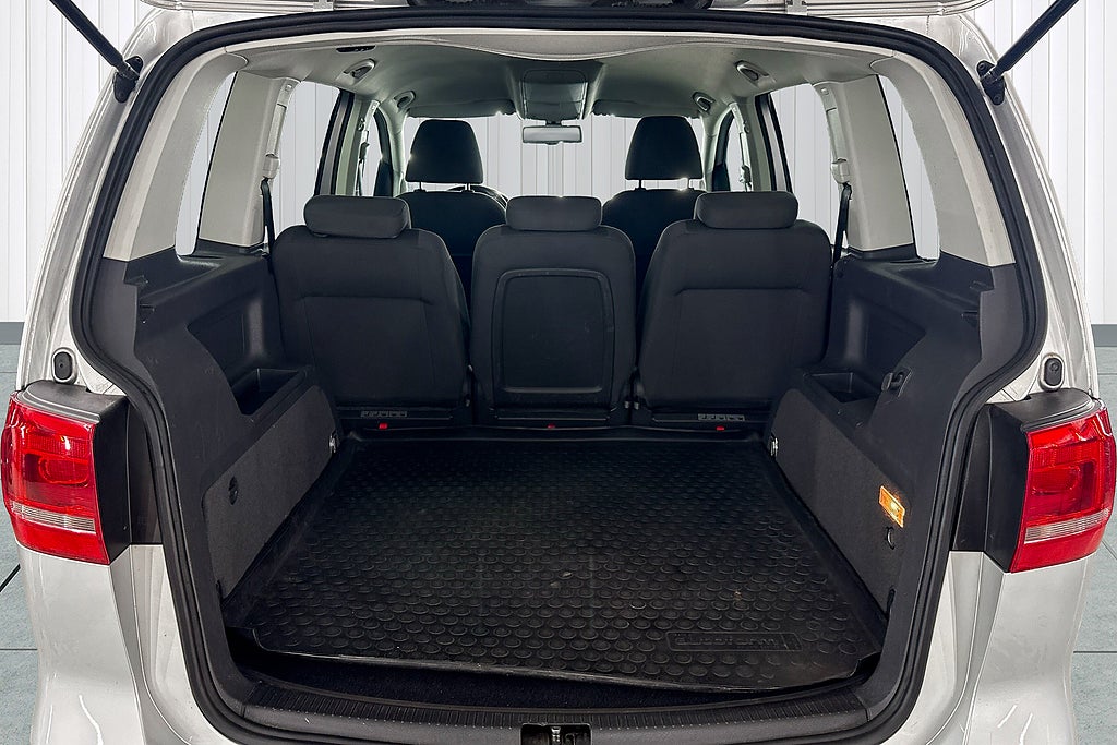 Volkswagen Touran 2011