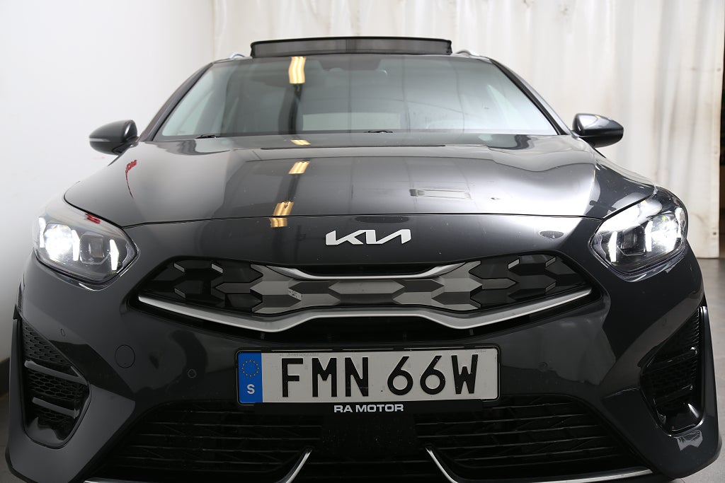Kia Ceed Plug-in Hybrid Advance Plus 2 Panorama Skinn Drag Moms 2022
