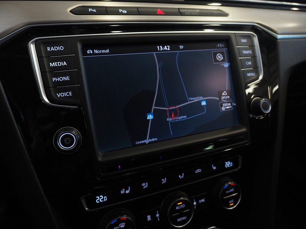Volkswagen Passat SC TDI 190hk 4M GT |Drag|D-värm|Cockpit| 2015