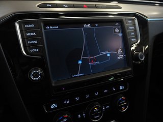 Kombi Volkswagen Passat 19 av 24