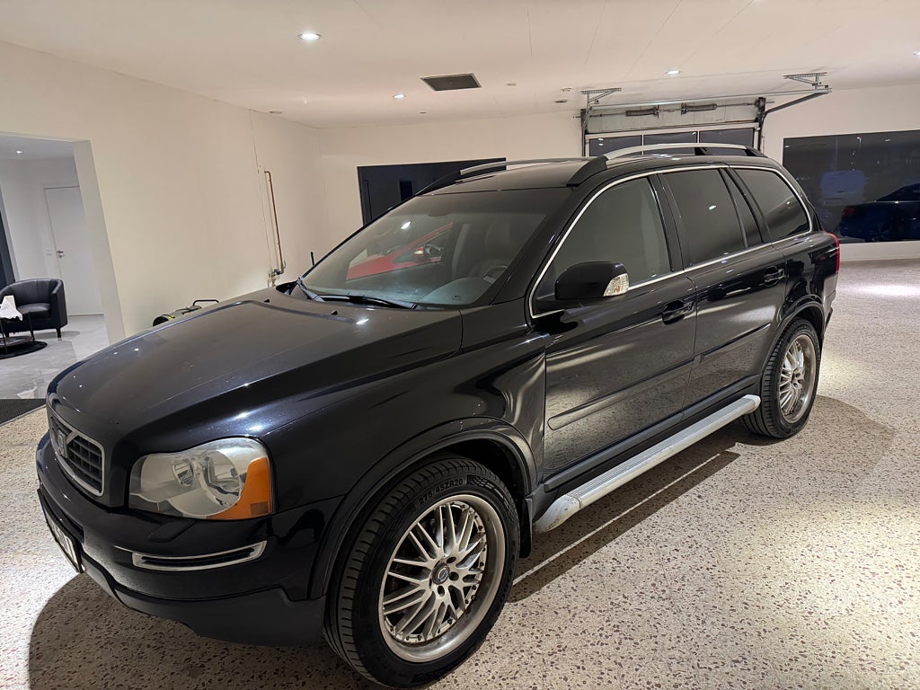 Volvo XC90 D5 AWD automat  Summum 7sit 