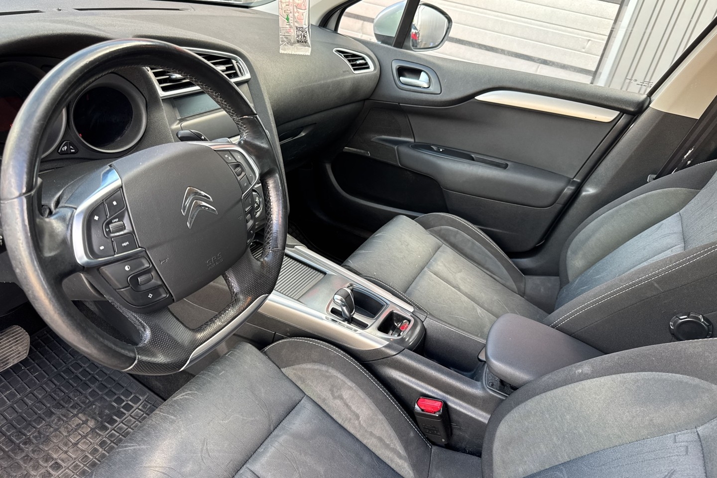 Citroen C4 1.6 e-HDi Airdream 2012, bild 6/10