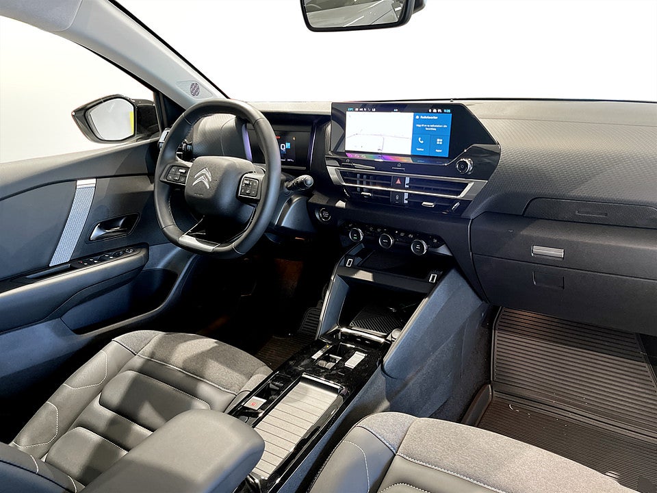 Bild på Citroën C4-X Shine 1.2 PT 130hk Aut B-KAMERA CARPLAY