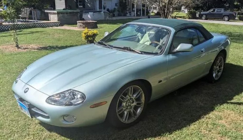 Jaguar XK 8 Cab