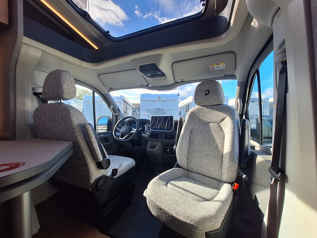 Dethleffs Globebus Performance T46 4x4 Långbädd, Automat, Solcell,Dragkrok