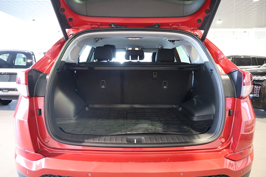 Hyundai Tucson 1.6 T-GDI AWD Premium Navi Kamera Blåtand Fullservad
