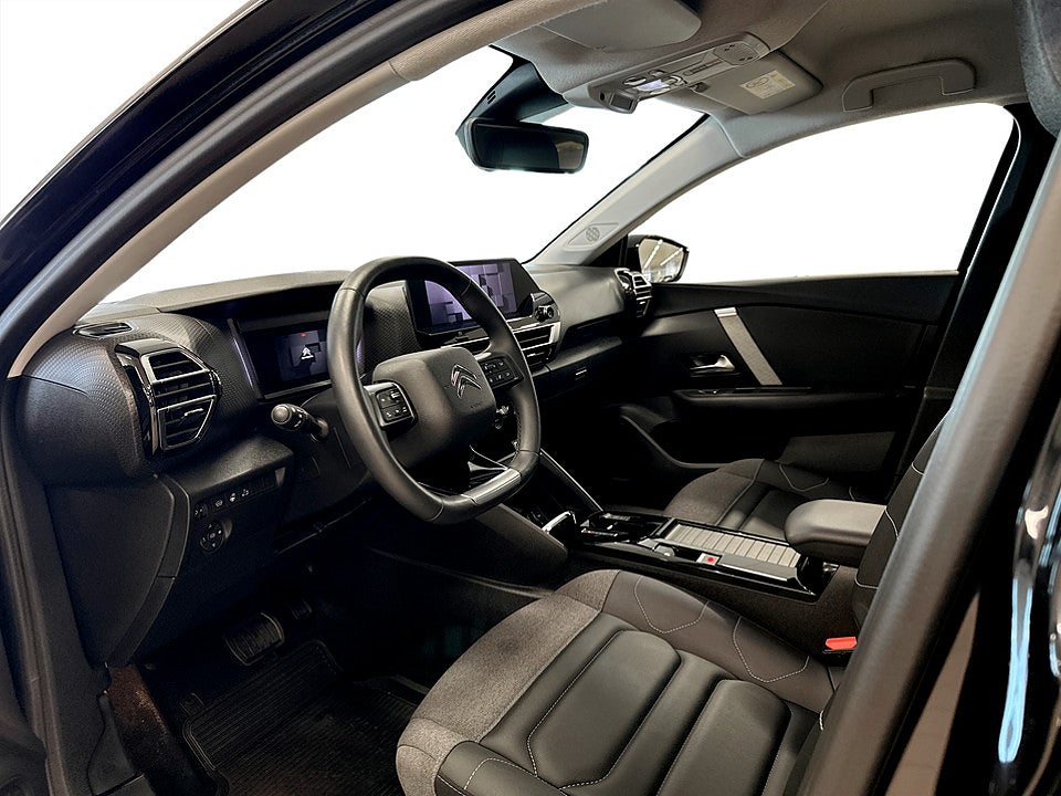Bild på Citroën C4-X Shine 1.2 PT 130hk Aut B-KAMERA RATTVÄRME CARPLAY