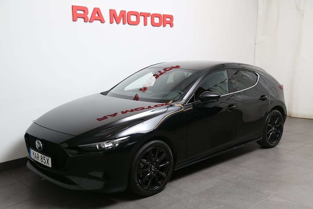 Mazda 3 Hatchback 2,0 SKYACTIV-G M Hybrid NAGISA BOSE Head-up 