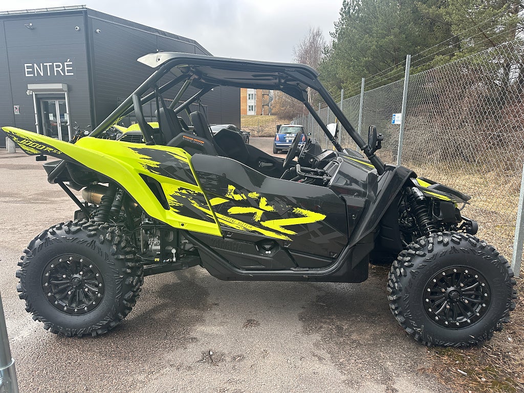 Yamaha YXZ1000R SS SE Väldigt fin få timmar