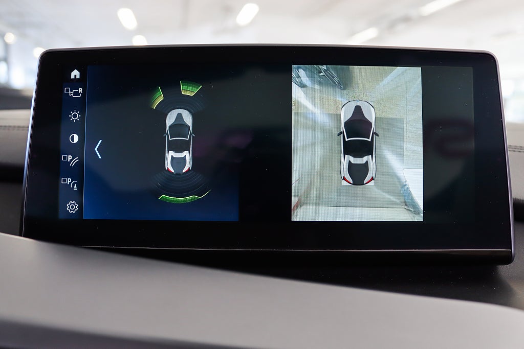 BMW i8 Roadster Laser Light HuD 360° Navi