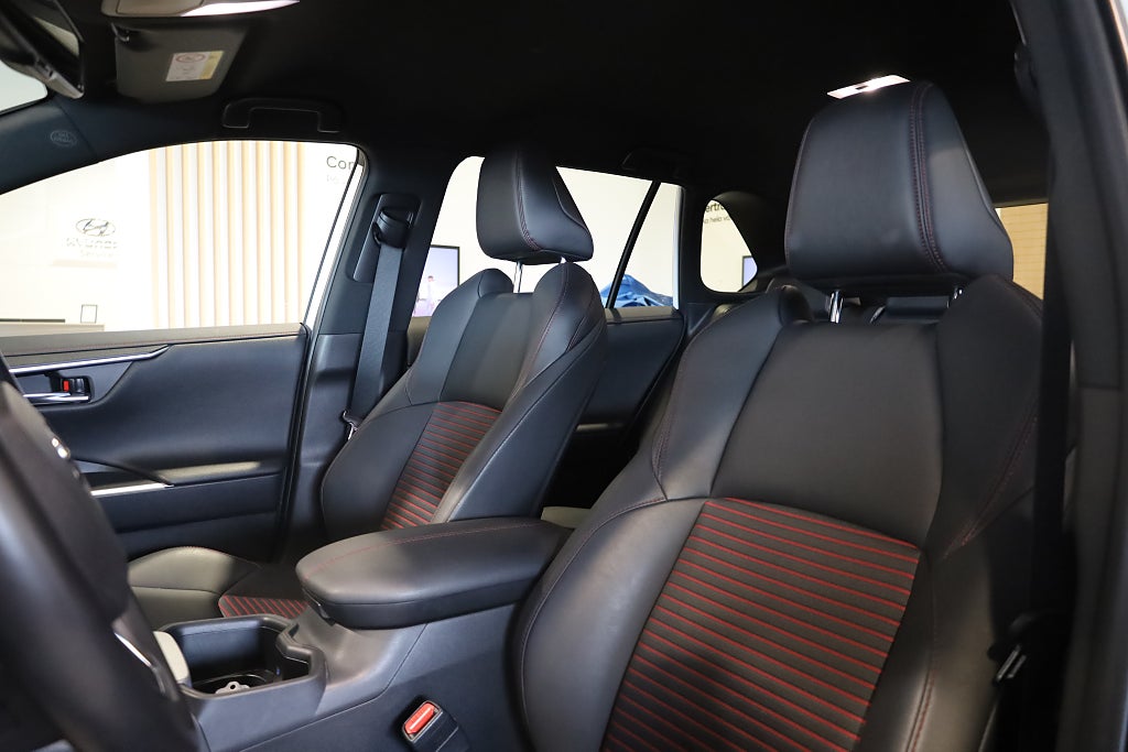 Toyota RAV4 Plug-in Hybrid 306hk AWD / X-Edition / Drag / Kamera 2022