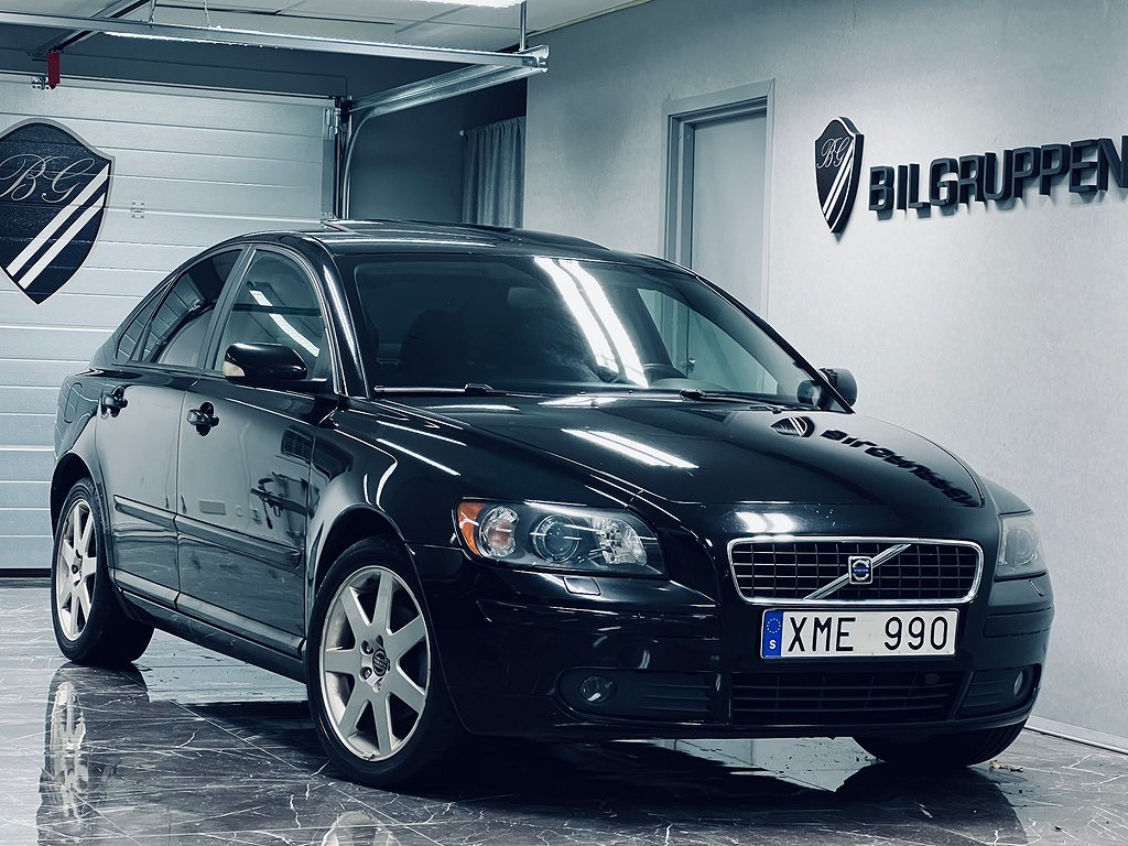 Volvo S40 1.6 Summum|Taklucka|Navigation|Motorvärmare |