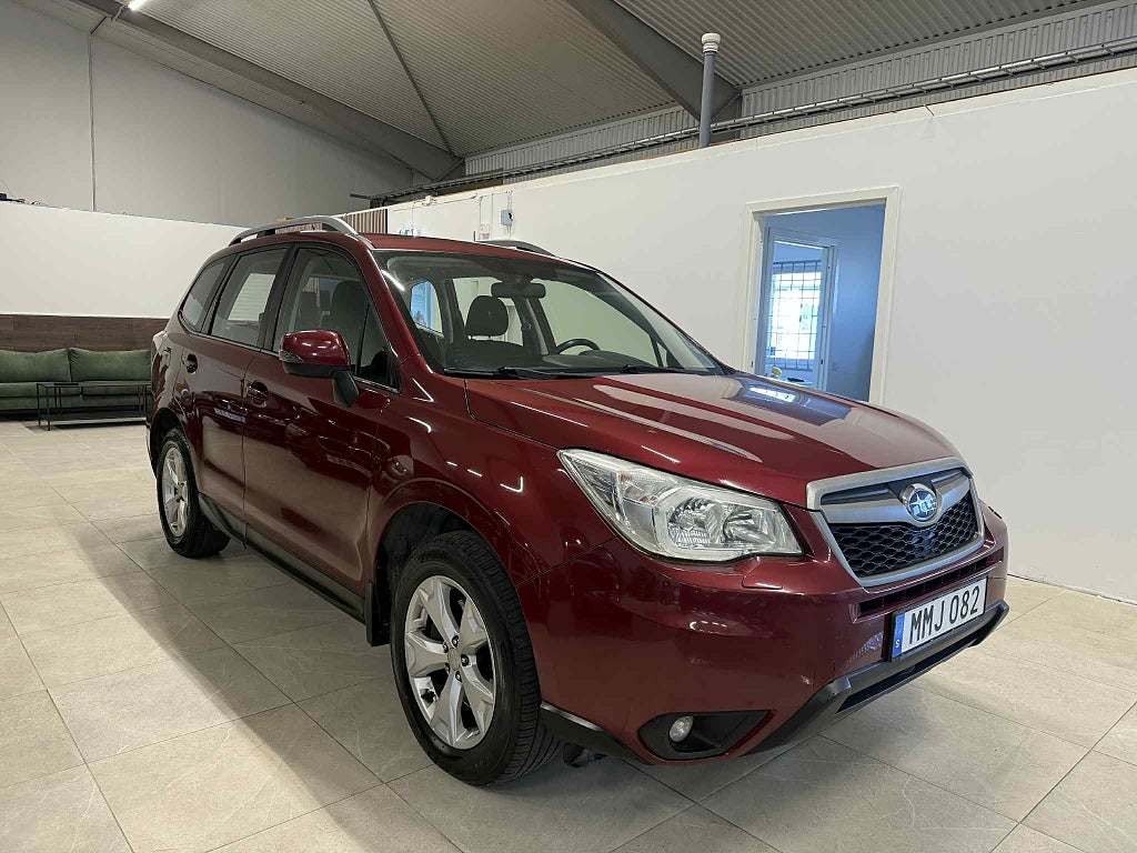 Subaru Forester 2.0 4WD Euro 5 / Dragkrok / Dubbdäck /