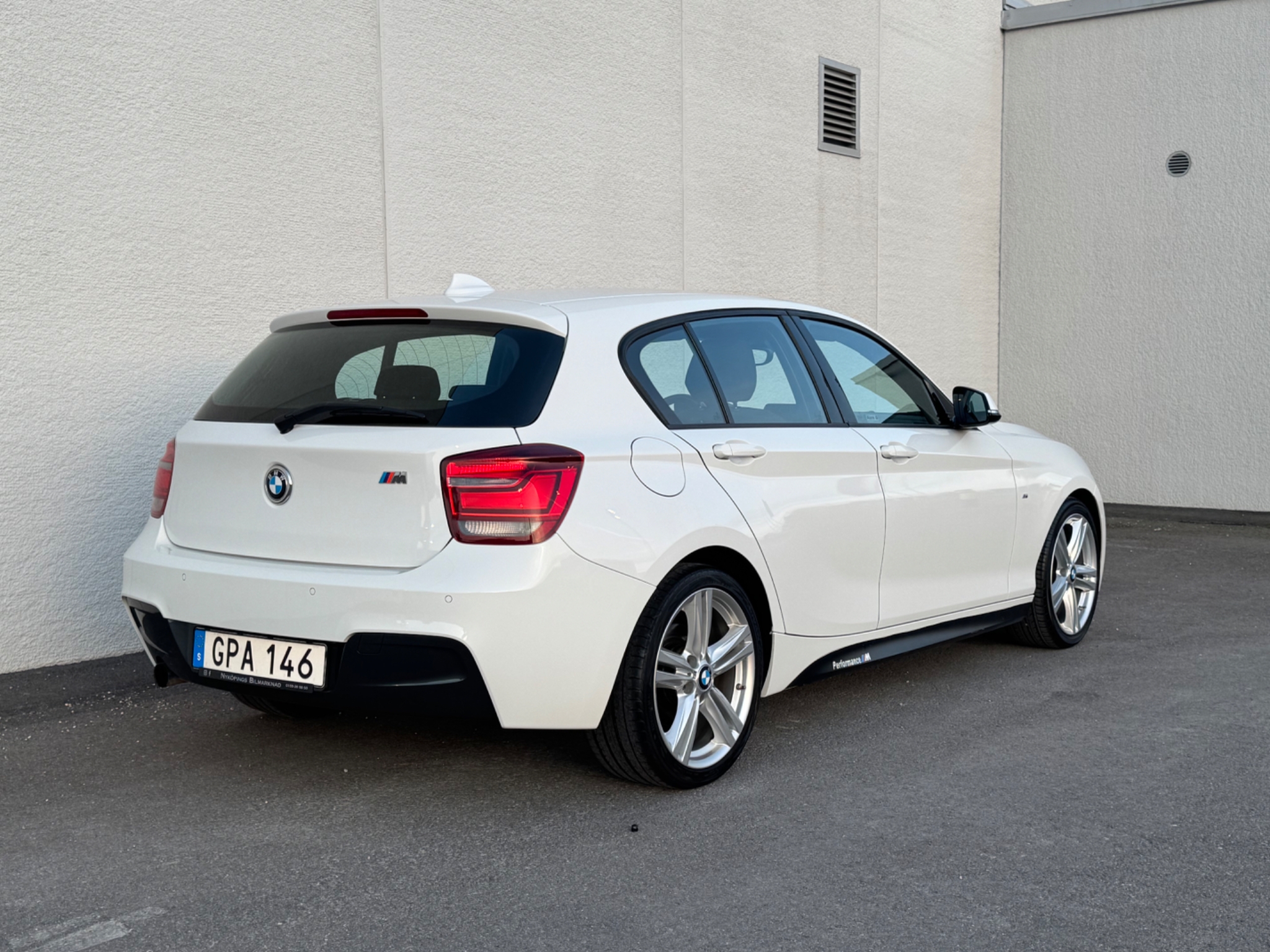 BMW 116 i M Sport Euro 6 2015, bild 2/43