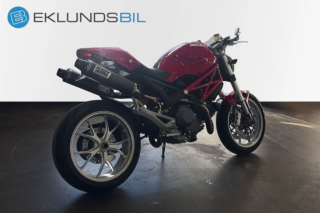 Ducati Monster 2010