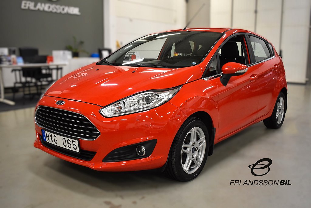 Ford Fiesta 5-dörrar 1.25 Titanium Euro 5 NYSERVAD 