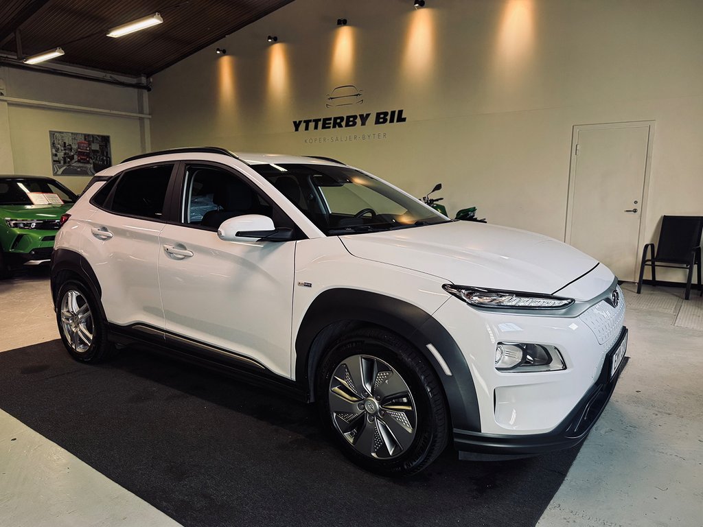 Hyundai Kona Electric 39.2 kWh Pure B-Cam Carplay MOMS SOV