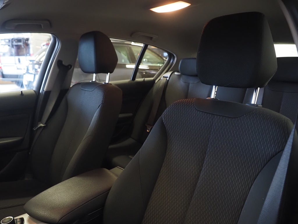 BMW 118I 5-dörrars Advantage 136hk | Bluetooth | Rattvärme | 2016