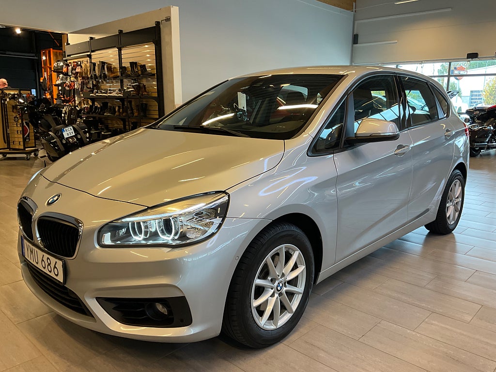 BMW 218i Active Tourer Steptronic Advantage Drag S&V-Hjul